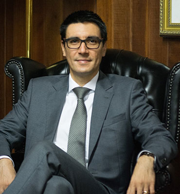 Rennan Faria Krüguer Thamay (Parceiro) Schmidel e Associados